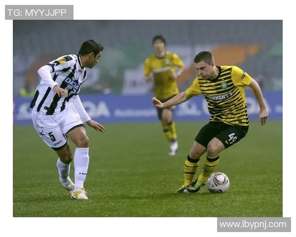 达尼洛：从足球场上的闪耀星辰到生活中的坚韧追梦者