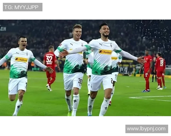 门兴客场击败法兰克福，德甲前三之争白热化！