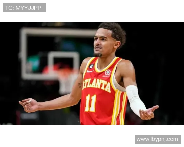 特雷杨引领亚特兰大老鹰队冲击季后赛展现超凡球技与领袖魅力 特雷杨引领亚特兰大老鹰队冲击季后赛展现超凡球技与领袖魅力