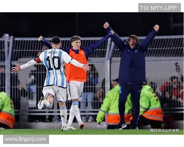 西班牙与阿根廷经典对决重播回顾精彩瞬间与战术分析 西班牙与阿根廷经典对决重播回顾精彩瞬间与战术分析
