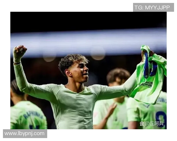 巴萨与马竞激战正酣谁能在这场对决中笑到最后 巴萨与马竞激战正酣谁能在这场对决中笑到最后