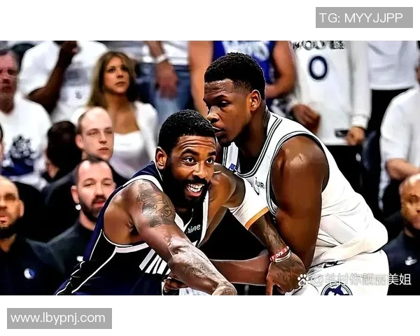 篮网与森林狼激战正酣球星对决引发球迷热议与期待 篮网与森林狼激战正酣球星对决引发球迷热议与期待